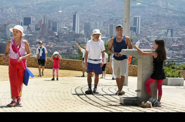 Juan Antonio S&#225;nchez - Este domingo fueron inauguradas las obras de adecuaci&#243;n f&#237;sica y paisaj&#237;stica en el cerro tutelar m&#225;s grande de la ciudad.