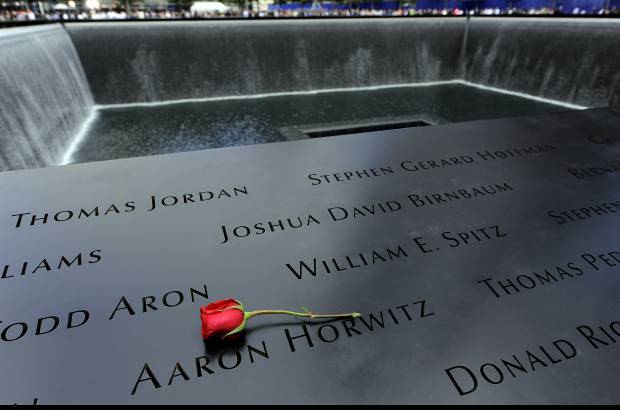 AP - Estos actos marcan tambi&#233;n la inauguraci&#243;n oficial del monumento, que quedar&#225; abierto al p&#250;blico.