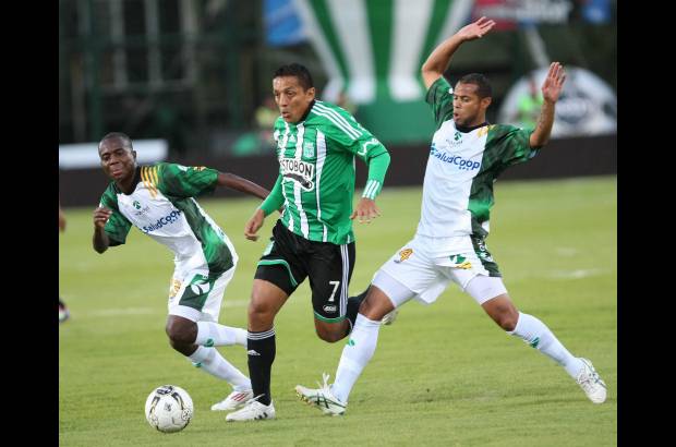 Hernán Vanegas - Jairo Patiño fue titular en Nacional en el lugar de John Valencia, suspendido.