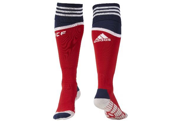 CORTESÍA ADIDAS - La nueva camiseta con tecnología Climacool tendrá un valor de 169.900 pesos, mientras que con tecnología Adizero, que pesa 100 gramos menos, 274.900 pesos.