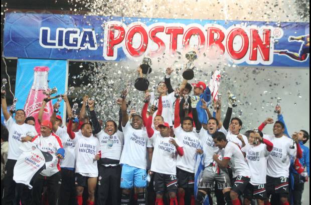 Colprensa - Los t&#237;tulos del Junior: 1977, 1980, 1983, 1995, 2004-2, 2010-1, 2011-2