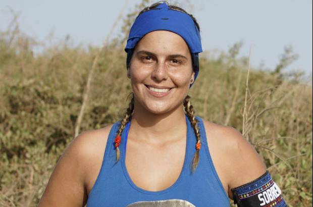 Cortes&#237;a Canal Caracol - Carolina Jaramillo Vel&#225;squez. 21 a&#241;os. Medell&#237;n. Historiadora. Particip&#243; en el Desaf&#237;o 2010. Dice que madur&#243; a pasos agigantados. Cree que ahora es una persona m&#225;s centrada. Considera que su principal error fue haberse involucrado sentimentalmente con Jonathan Cure, con quien no termin&#243; de la mejor forma. Le molestan las personas desordenadas, incumplidas e intolerantes.