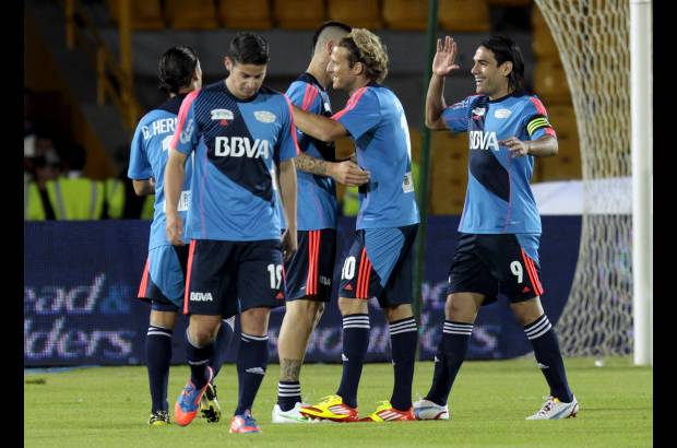 Mauricio Alvarado-Colprensa - El brasile&#241;o Dunga, t&#233;cnico del equipo Amigos de Messi, aline&#243; a Jos&#233; Pinto, Andr&#233; Santos, Diego God&#237;n, Diego Lugano, Javier Mascherano, Walter Gargano, Diego, Robinho, Ezequiel Lavezzi, Lionel Messi y Daniel Osvaldo.