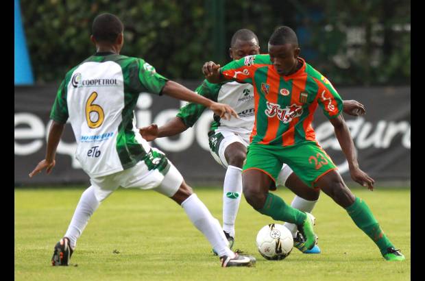 Colprensa - Envigado super&#243; en el estadio de Techo 0-2 a Equidad.