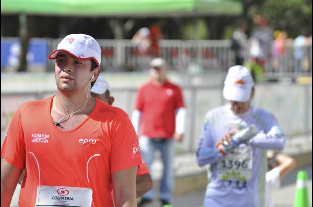 Esteban Jaramillo y Sebasti&#225;n Salazar - M&#225;s de 10 mil competidores se dieron cita en esta hist&#243;rica cita deportiva que se corr&#237;a en las modalidades de 5, 10, 21 y 42 kil&#243;metros.