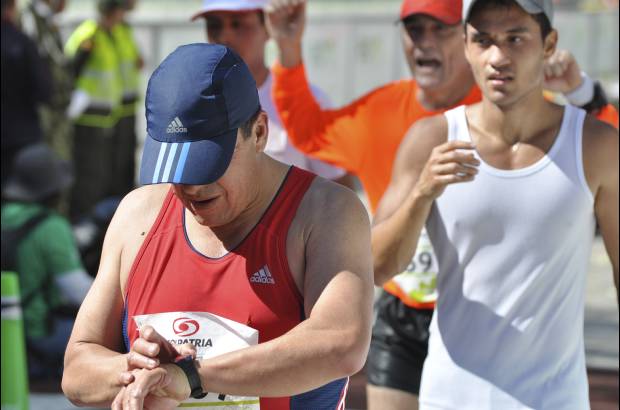 Esteban Jaramillo y Sebasti&#225;n Salazar - M&#225;s de 10 mil competidores se dieron cita en esta hist&#243;rica cita deportiva que se corr&#237;a en las modalidades de 5, 10, 21 y 42 kil&#243;metros.
