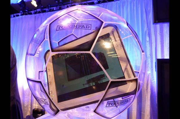 - Panasonic lanz&#243; su tableta, que se diferencia de las dem&#225;s existentes en el mercado, porque est&#225; dise&#241;ada para personas que trabajan en situaciones extremas.