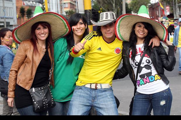 Hern&#225;n Vanegas - Mexicanos y colombianos vivieron con alegr&#237;a y camarader&#237;a el compromiso.