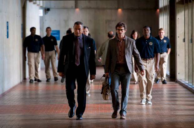 - En el papel de Jack Crawford, director de la Unidad de Ciencias del Comportamiento del FBI, el actor Laurence Fishburne, reconocido por su papel como Morfeo en la trilog&#237;a Matrix.