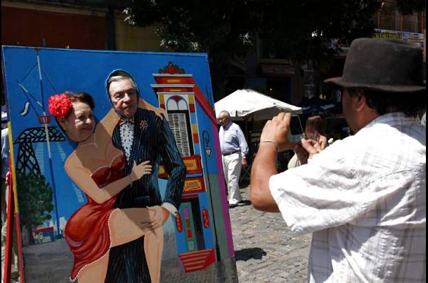 Diego Gonz&#225;lez - El Caminito permite a los turistas descubrir la cultura argentina.