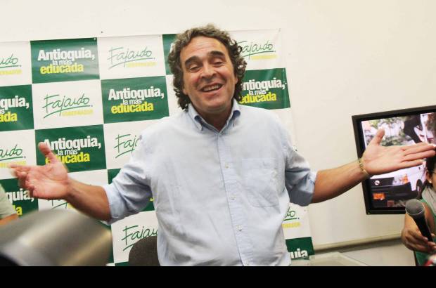 Juan Fernando Cano - Sergio Fajardo consigui&#243; la m&#225;s alta votaci&#243;n en las elecciones regionales en Colombia.