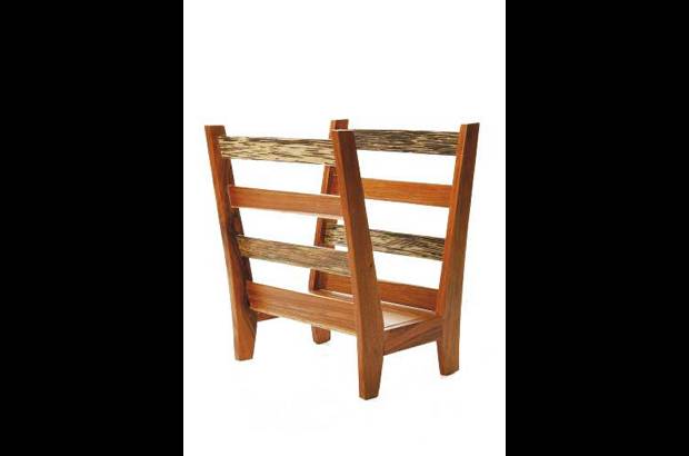 Fino Lino revistero - Calidez para servir y sorprender con este revistero en madera.