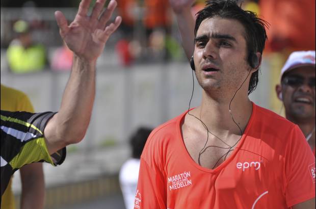 Esteban Jaramillo y Sebasti&#225;n Salazar - M&#225;s de 10 mil competidores se dieron cita en esta hist&#243;rica cita deportiva que se corr&#237;a en las modalidades de 5, 10, 21 y 42 kil&#243;metros.