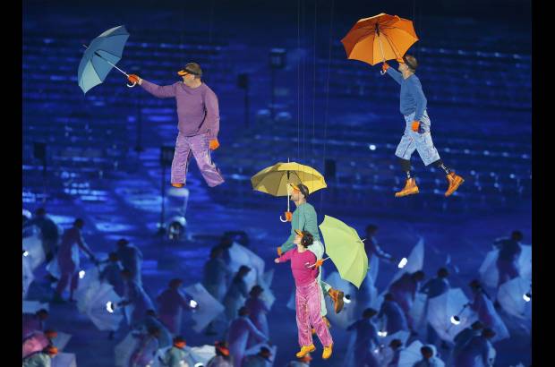 Reuters - Londres 2012 significará la vuelta a los orígenes del movimiento paralímpico, cuyos primeros Juegos se disputaron hace 64 años en Stoke Mandeville, una pequeña localidad al oeste de la capital británica.