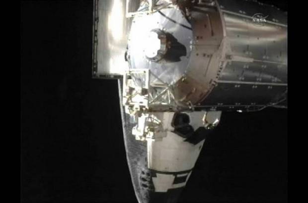 Reuters - Esta vez, el Atlantis llevó más de cuatro toneladas de comida, ropa y otros suministros a la estación, suficiente para el complejo durante un año ahora que los transbordadores ya no volarán.