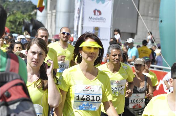 Esteban Jaramillo y Sebastián Salazar - Más de 10 mil competidores se dieron cita en esta histórica cita deportiva que se corría en las modalidades de 5, 10, 21 y 42 kilómetros