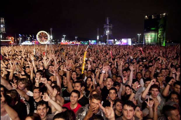 AP - Se prevé que un total de 100.000 espectadores asistan a cada una de las siete jornadas de este Rock in Rio.