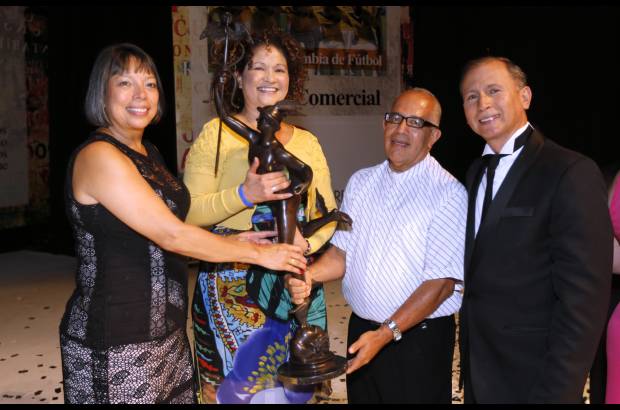 Fotos juan antonio sánchez - María Alzate, María Isabel Gaviria, Iván Arenas y Julio César Piedrahíta.
