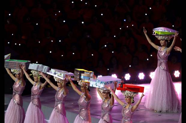 Reuters - En 2002 Shanghai fue escogida para organizar la Exposición Universal, que bajó el telón este domingo.