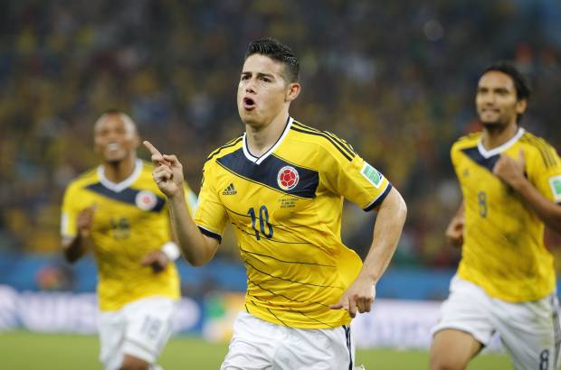 FOTOS JUAN ANTONIO S&#193;NCHEZ - La Selecci&#243;n Colombia se impuso con solvencia 2-0 a Uruguay y se clasific&#243; para los cuartos de final con un doblete de James Rodr&#237;guez. El viernes se enfrentar&#225; al anfitri&#243;n Brasil en Fortaleza a las 3:00 de la tarde.
