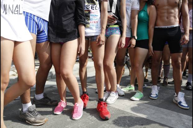 Manuel Saldarriaga - En Medell&#237;n se realiz&#243; el D&#237;a sin pantalones, que seg&#250;n sus organizadores se trat&#243; de una marcha para defender la libertad de expresi&#243;n.