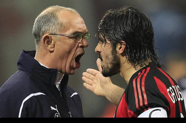 Reuters - Un intenso segundo tiempo termin&#243; en San Siro y el mediocampista del Mil&#225;n Gennaro Gattuso se lanz&#243; contra la banca del Tottenham.