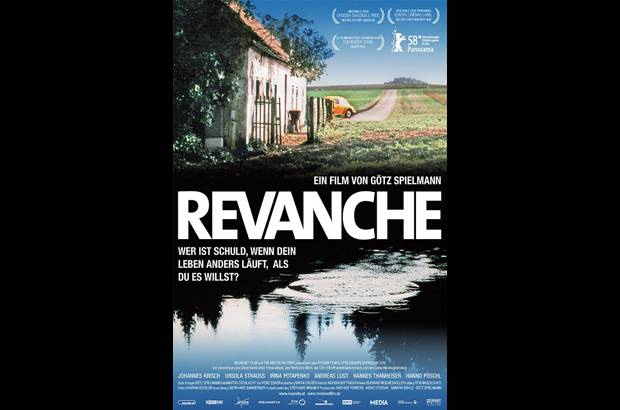 Revanche (Austria, 2008) - En esta película, dirigida por Götz Spielman, para escaparse con su novia, que trabaja como prostituta, un exconvicto ejecuta un asalto a un banco en el que muere una persona. Mientras se oculta en la granja de su abuelo, el sujeto se entromete en la vida de un policía local y de su mujer, mientras crece su obsesión por vengarse.