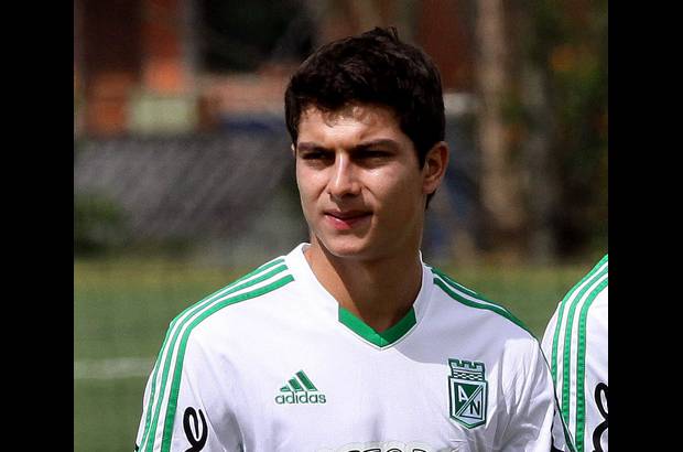 Stefan Medina - Zaguero central. 14 de junio de 1992, Envigado, Antioquia. 1,78 metros y 69 kilos.