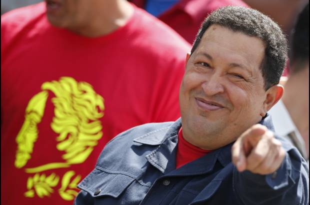 Reuters - Ch&#225;vez, de 58 a&#241;os y en el poder desde 1999, buscar su tercera reelecci&#243;n consecutiva, en un proceso que lo ha enfrentado con el l&#237;der unitario de la oposici&#243;n, Henrique Capriles, un abogado de 40 a&#241;os y hasta hace poco gobernador del estado Miranda.
