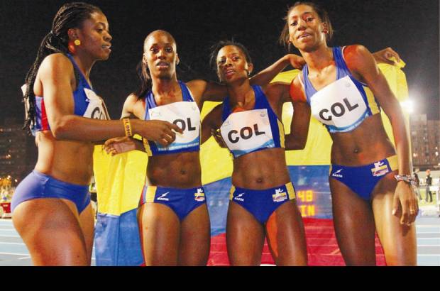 - Las damas de la posta de 4x400 también celebraron su medalla de oro para Colombia.