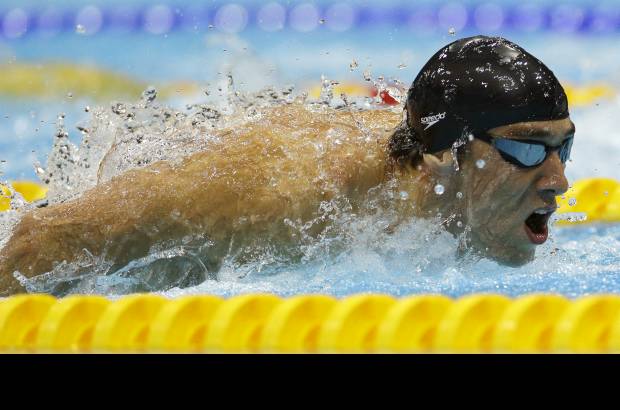 AP - Lochte fue otro de los mejores, aunque se vio superado por Phelps. El de Nueva York se hizo con dos oros, en los 400 estilos y los 4x200 libre; dos platas, en los 200 estilos y los 4x100 libre; y un bronce, en los 200 espalda.