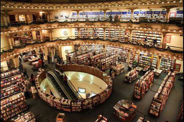 Diego Gonz&#225;lez - El Ateneo Grand Splendid est&#225; ubicada en un antiguo teatro en las calle Santa F&#233;.