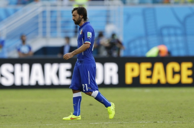 - El italiano Andrea Pirlo fracasó al igual que su Selección.