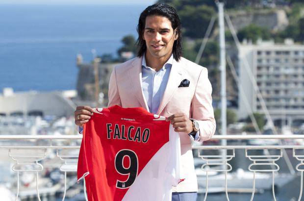- Radamel Falcao Garc&#237;a fue presentado oficialmente como jugador del M&#243;naco.