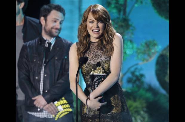 Reuters - Mejor actuaci&#243;n en comedia: Emma Stone, Easy A.