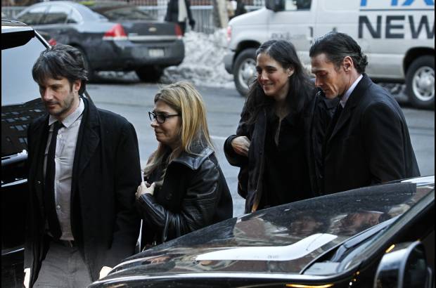 AFP - Los actores Josh Hamilton a la izquierda y Billy Crudup a la derecha, llegaron a la sala de velaci&#243;n. Esta se realiz&#243; en la noche de este jueves y la madrugada de este viernes.
