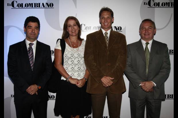 Edwin Bustamante Restrepo - Darío Rey, María Victoria Escobar, Thomas Schmidt y Camilo Arboleda.