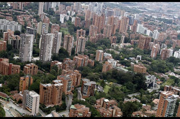 Foto: archivo El Colombiano - El crecimiento económico ha propiciado un desarrollo en la construcción de vivienda en gran parte la zona sur.