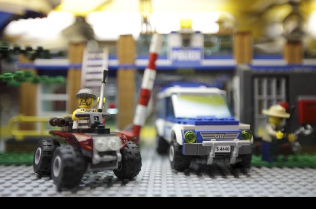 Foto Bloomberg - Lego produce por temas. Hay de granja, de películas y hasta para adultos.