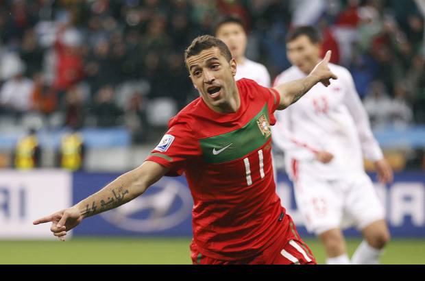 Reuters - La celebración de Simao y Portugal ratificaba su superioridad.