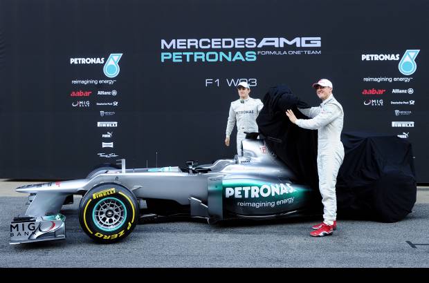 AP - Seg&#250;n el jefe de equipo, el W03 es &quot;una elegante interpretaci&#243;n del dise&#241;o actual&quot;, con el que se ha dado &quot;un paso adelante respecto a su predecesor en t&#233;rminos de detalles y de sofisticaci&#243;n&quot;. Ahora falta comprobar si tambi&#233;n lo ser&#225; en t&#233;rminos de rendimiento.