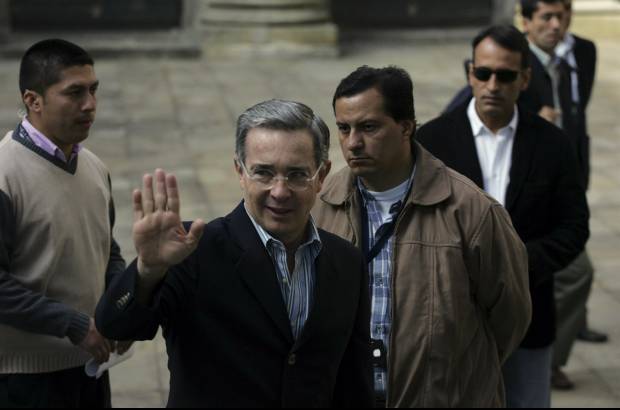 AP - Muy madrugadora vot� la familia presidencial.