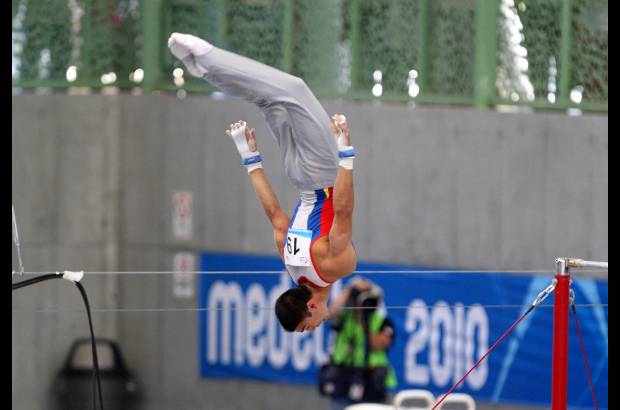 Juan Antonio Sánchez - El puntaje general de Jorge Hugo Giraldo, quien ejecuta su ejercicio en barra, fue de 89,150. Los siguieron el también colombiano Didier Lugo con 87,150 y el chileno Tomás González con 85,250. Dice que está en su mejor nivel.