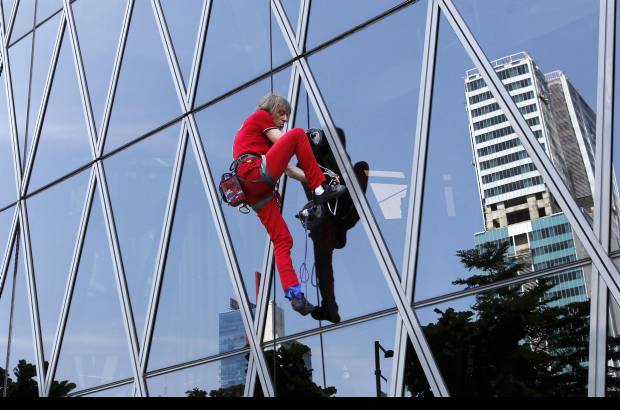 - El edificio que escal&#243; en su totalidad tiene 50 pisos.