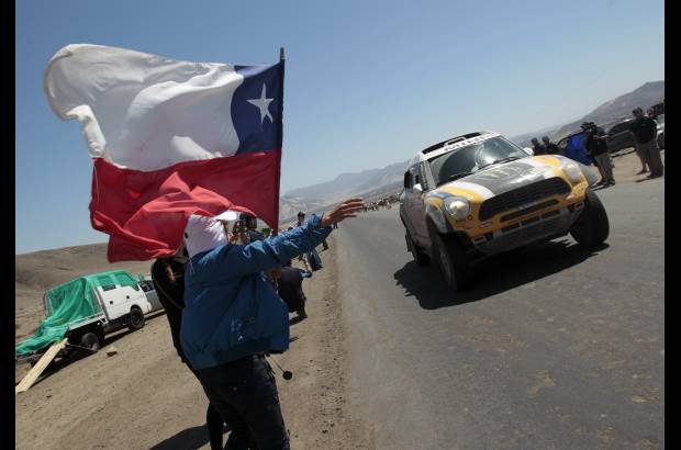 AP - El Gobierno de Chile mantiene conversaciones con Amaury Sport Organisation (ASO), la empresa francesa que organiza el Dakar, para desarrollar en el futuro otras iniciativas deportivas en la Patagonia chilena.
