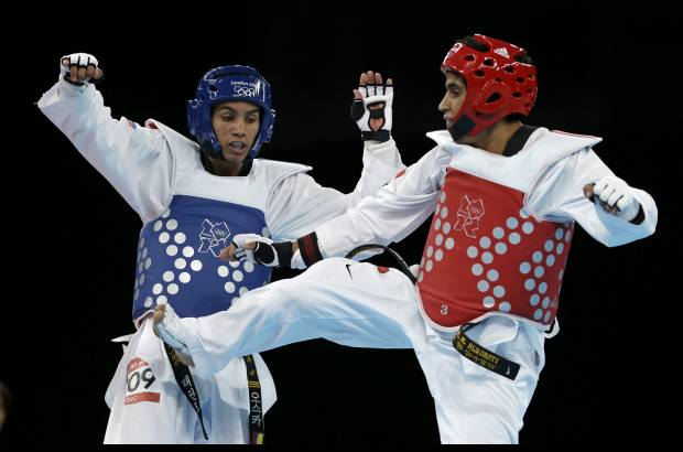 Reuters - El colombiano le ganó el combate de repechaje al tailandés Pen-Ek Karaket.