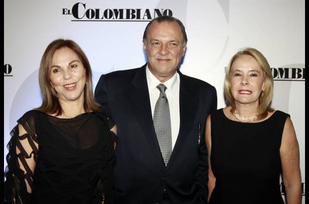 Edwin Bustamante Restrepo - Marcela Calle, Raúl Santamaría y Gilda Santamaría.