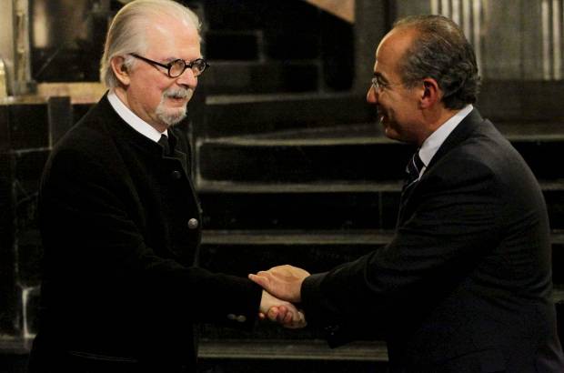 Reuters - Fernando Botero y el presidente de México Felipe Calderón inauguraron la muestra retrospectiva más grande que se haya hecho de la obra del artista antioqueño, organizada con motivo de su cumpleaños 80 y que albergará el Palacio de Bellas Artes de la capital mexicana.