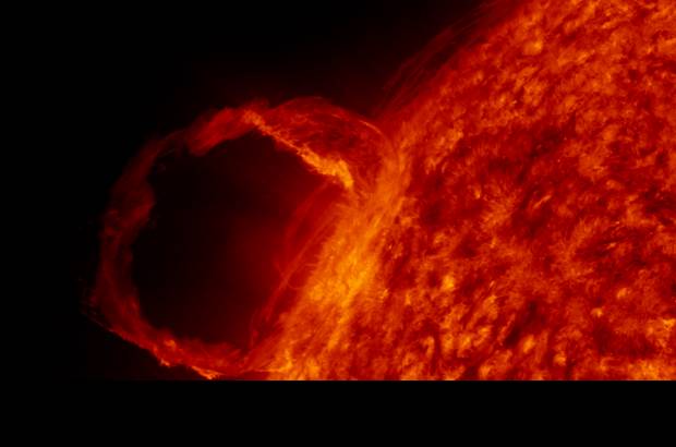 Reuters - Las im&#225;genes del Sol fueron captadas por la sonda Solar Dynamics Observatory (SDO).