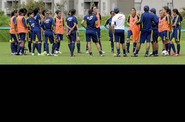 Colprensa - &quot;El objetivo es grande, queremos ir a ganar. M&#237;nimo tenemos que repetir lo que hicimos en Bucaramanga (subcampeonas)&quot;, sostuvo Rozzo, el estratega nacional.